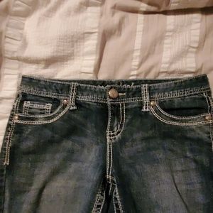 Maurices jeans